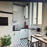 Duplex,centre Croix Rousse Avec Parking Apartamento *