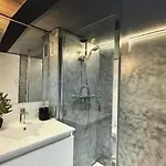 Duplex,centre Croix Rousse Avec Parking Apartamento *