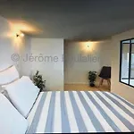 Duplex,centre Croix Rousse Avec Parking Apartamento *