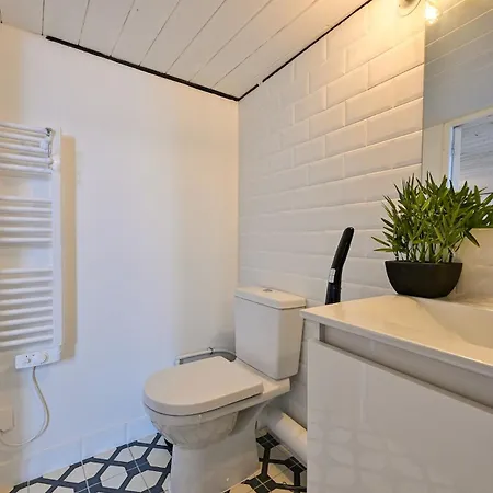 Duplex,centre Croix Rousse Avec Parking *